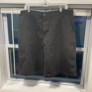 Burnside shorts size 40